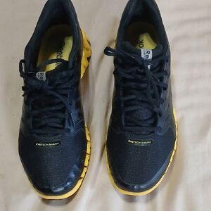 Reebok Men's Black and Yellow Running Shoes